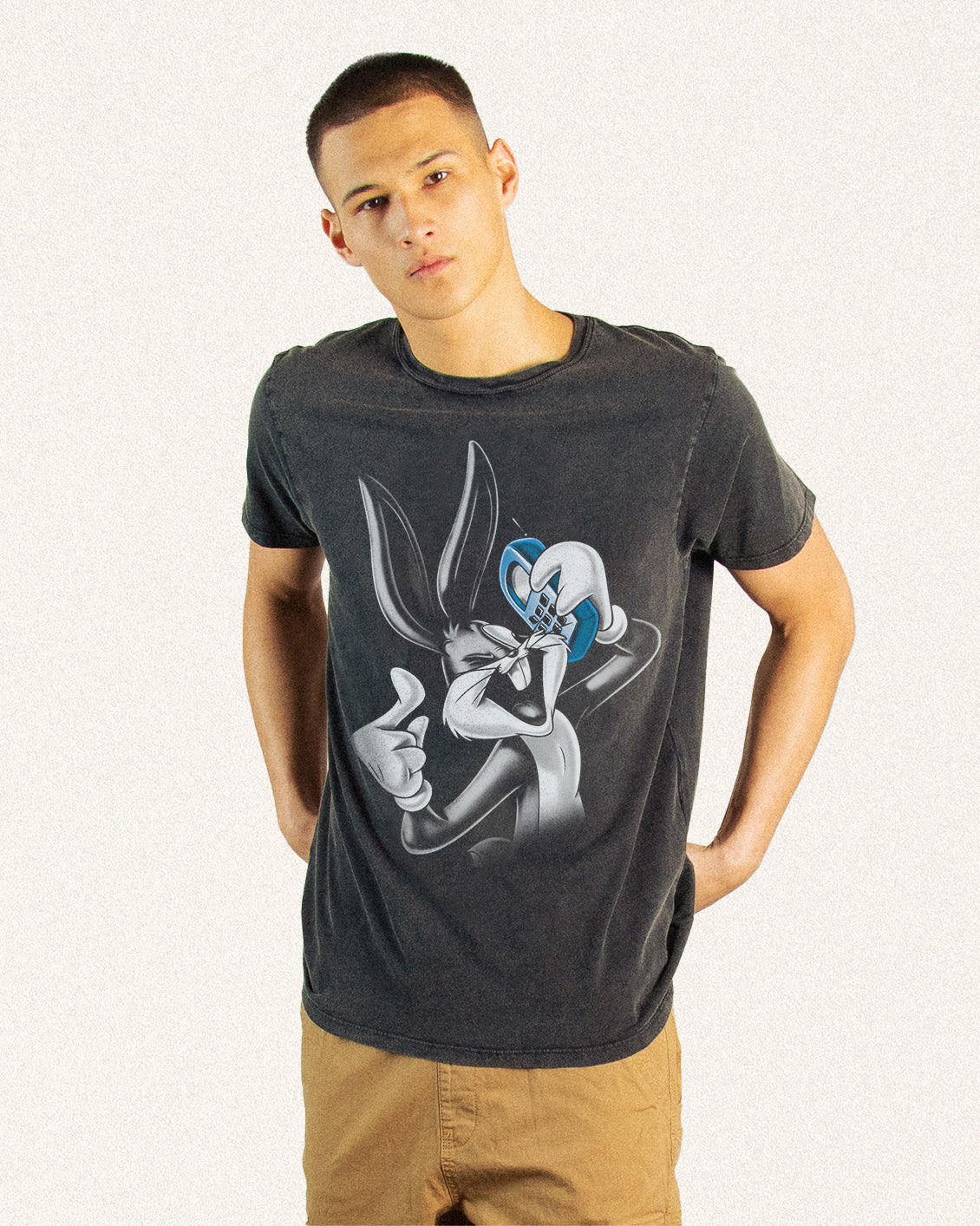 LOONEY TUNES BUGS PHONE WASHED OVERSIZED TEE