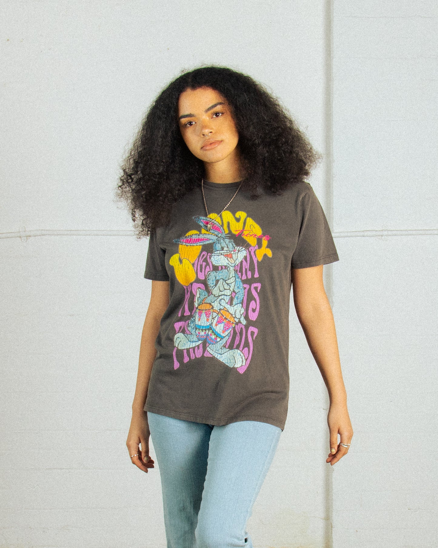 LOONEY TUNES BUGS TAM TAM