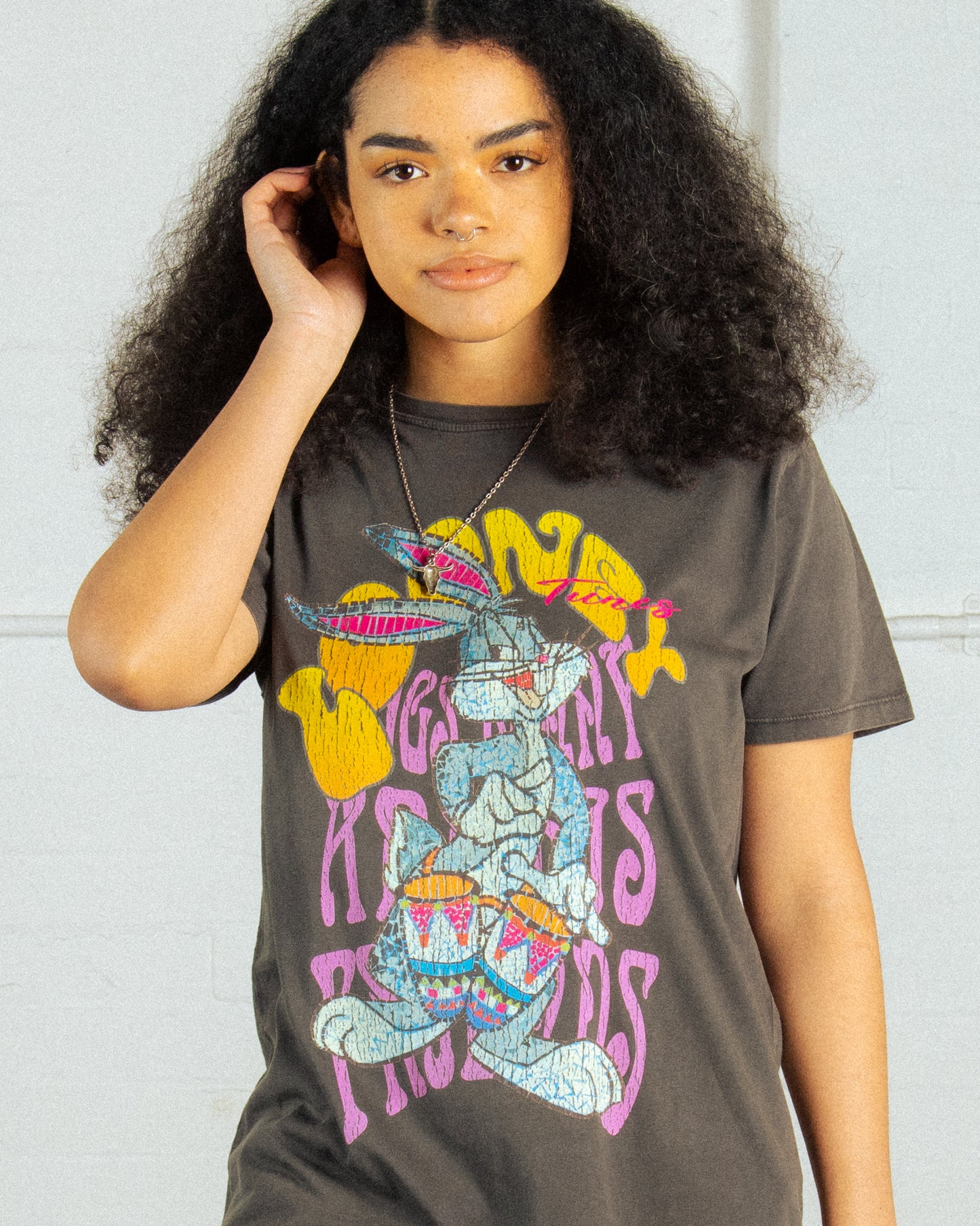 LOONEY TUNES BUGS TAM TAM